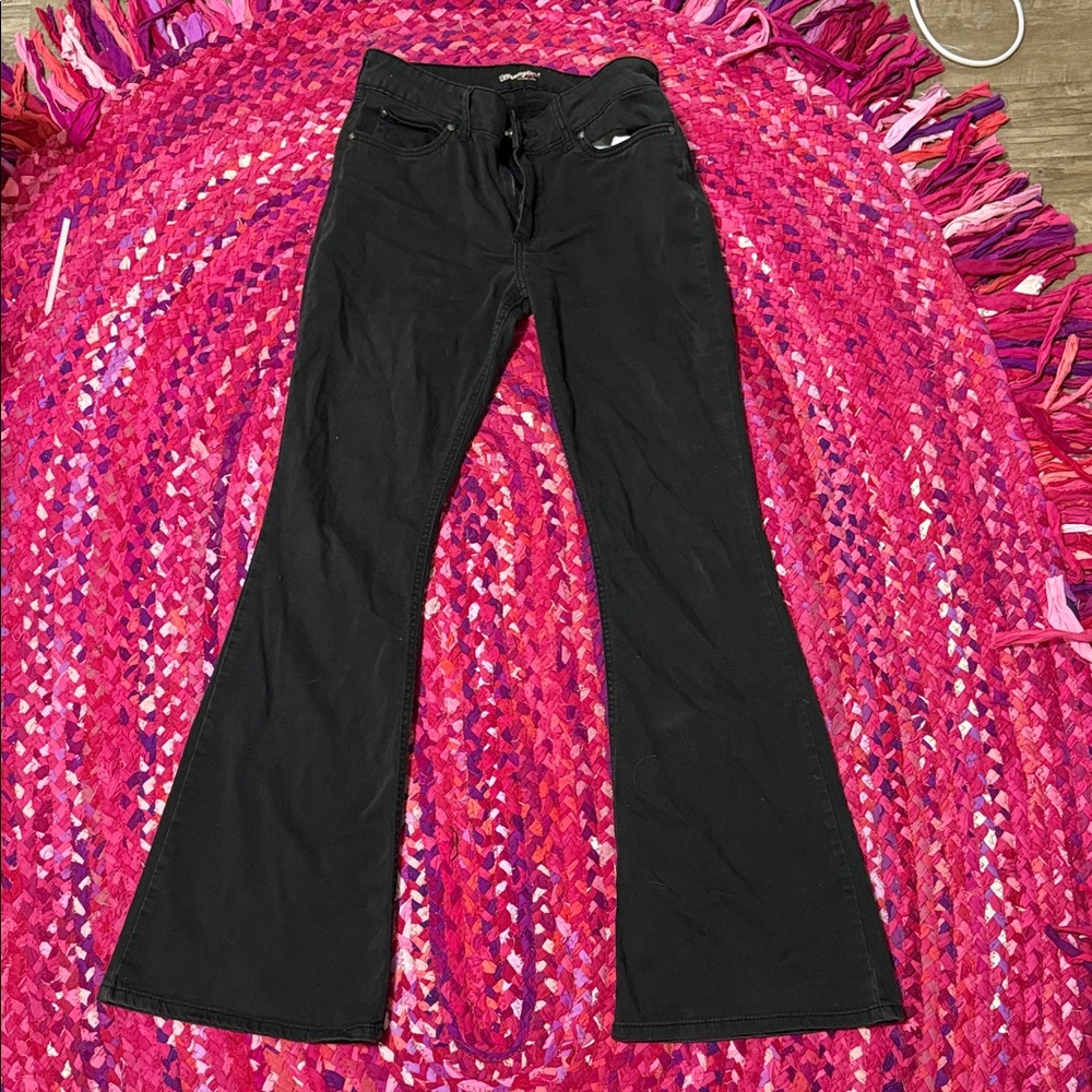 Women’s Wrangler Black Flare Jeans